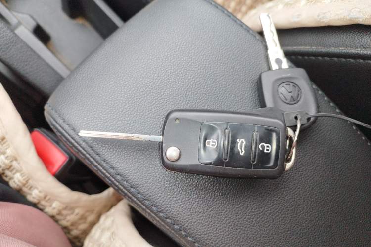 Used Volkswagen Bora 2014 1.6L Automatic Comfort Model Vehicle Key