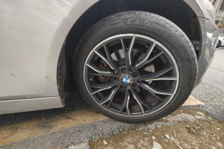 Used BMW 5 Series 2014 525Li Luxury Design Package
