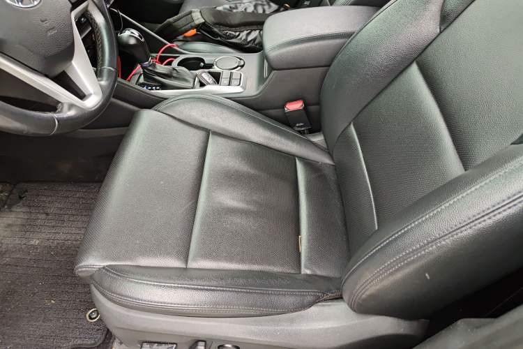 Used Hyundai Tucson 2018 1.6T Dual-Clutch Two-Wheel Drive 15th Anniversary Special Edition Left Front Seat