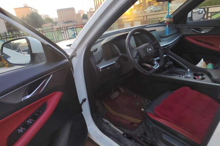 Used CHANGAN CS35PLUS 2021 Blue Whale NE 1.4T DCT Luxury Model