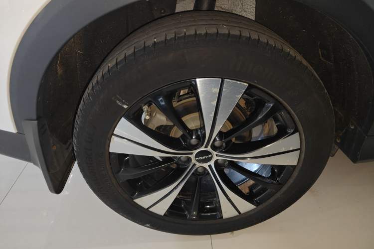 Used Roewe RX5 2020 PLUS 300TGI Automatic Ali National Style Luxury Edition
