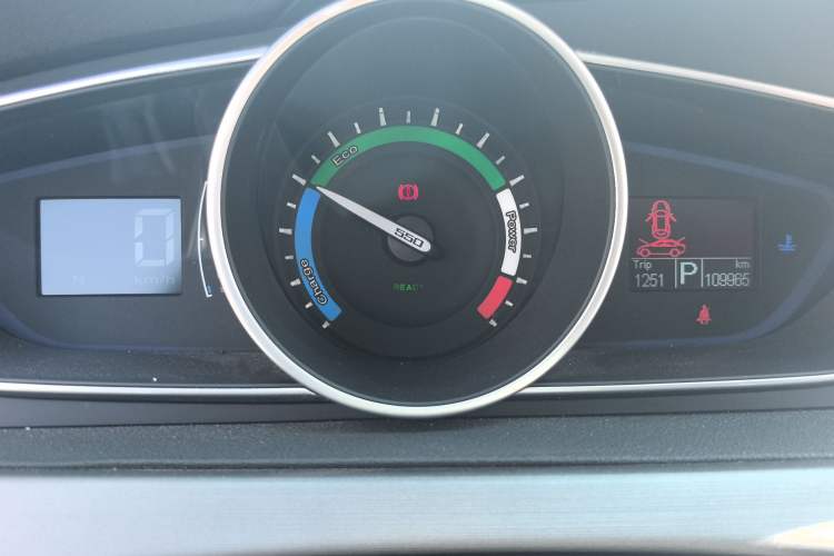 Used Roewe e550 2016 Deluxe Edition