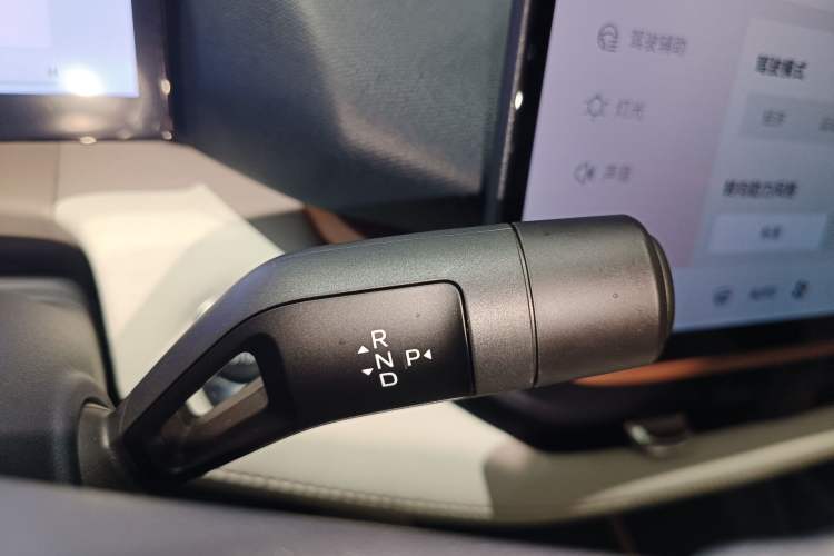 Used Lynk & Co 06 2025 Renew 1.5T Pro
