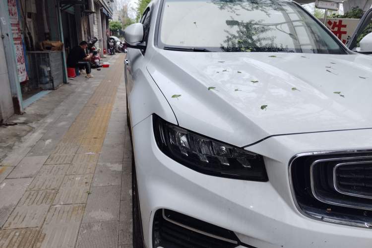 Used Geely Auto Emgrand X7 Sport 2020 1.5TD Automatic Smart Connect PRO Right Front Headlight