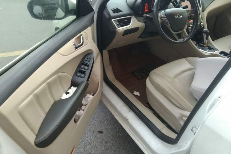 Used Chery Arrizo 7 2015 1.6L CVT ZhiShang Edition Driver Seat