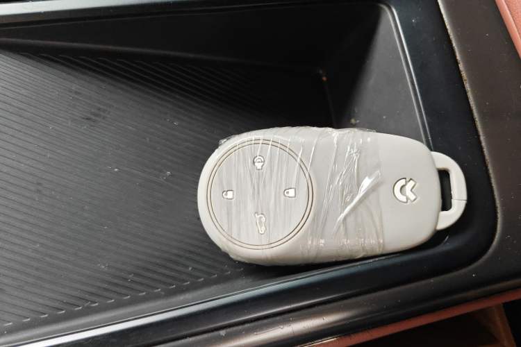 Used Nio EC6 2022 75 kWh Sport Edition
