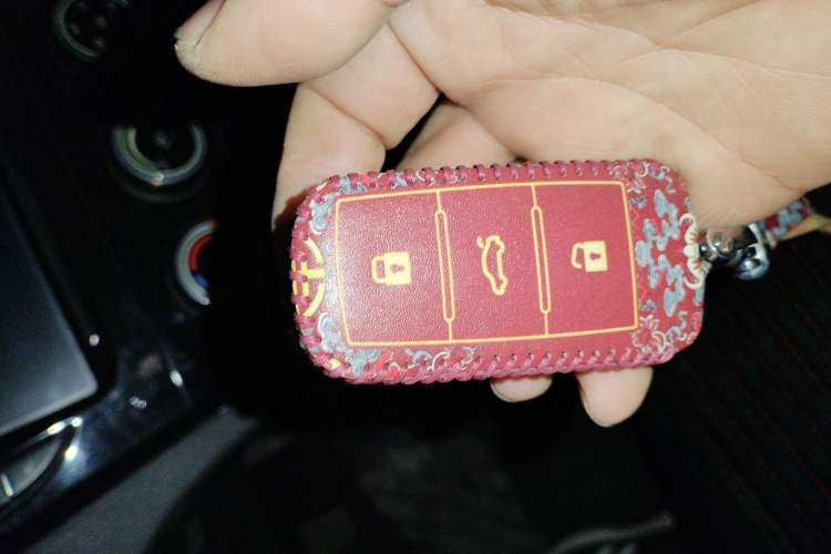 Used Zotye Z500 2015 1.5T Manual Luxury Model