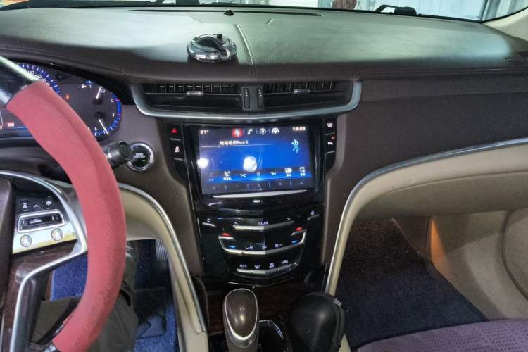 Used Cadillac XTS 2015 28T Comfort Model
