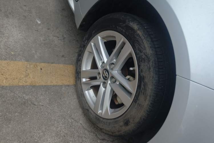 Used Toyota Levin 2019 185T CVT Luxury Edition China V Standard Right Front Wheel Hub