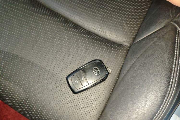 Used Toyota FRONTLANDER 2023 2.0L CVT Leading Edition
