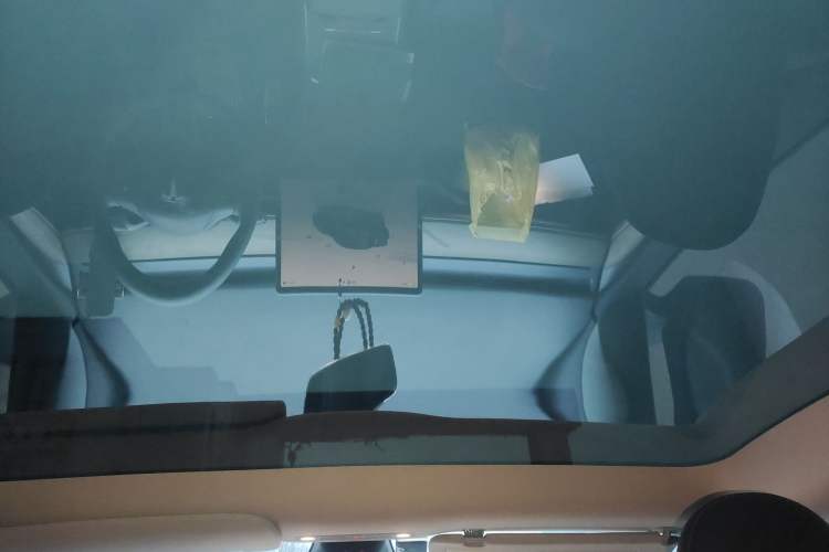 Used Tesla Model Y 2023 Long-Range All-Wheel-Drive Version