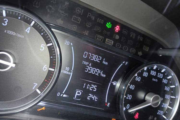 Used Honda Crider 2019 180 Turbo CVT Comfort Edition China V Odometer Close Up