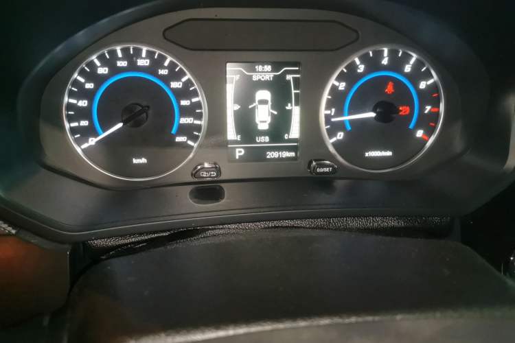 Used Chery Tiggo 3X 2023 1.5L CVT Fashion Edition Odometer Close Up