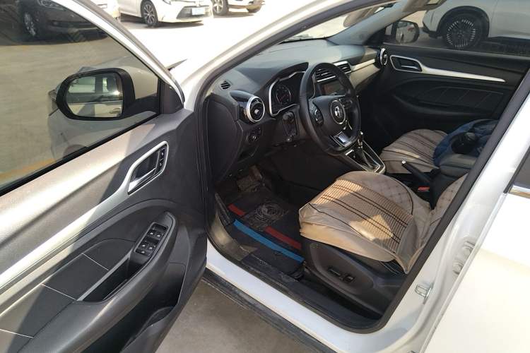 Used MG ZS 2018 1.5L Automatic Luxury Edition China V Standard