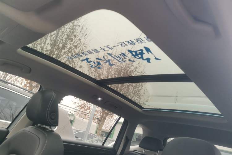 Used Volkswagen Tiguan L 2022 330TSI Automatic Two-Wheel Drive R-Line Enhanced Edition