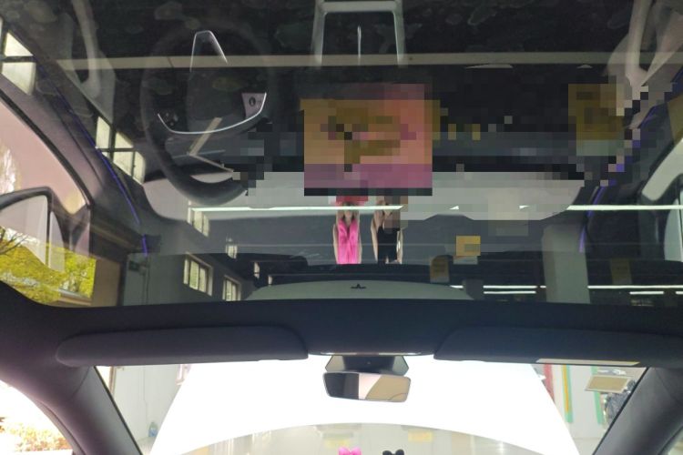 Used Tesla Model Y L 2025 Model Long-Range All-Wheel-Drive Version
