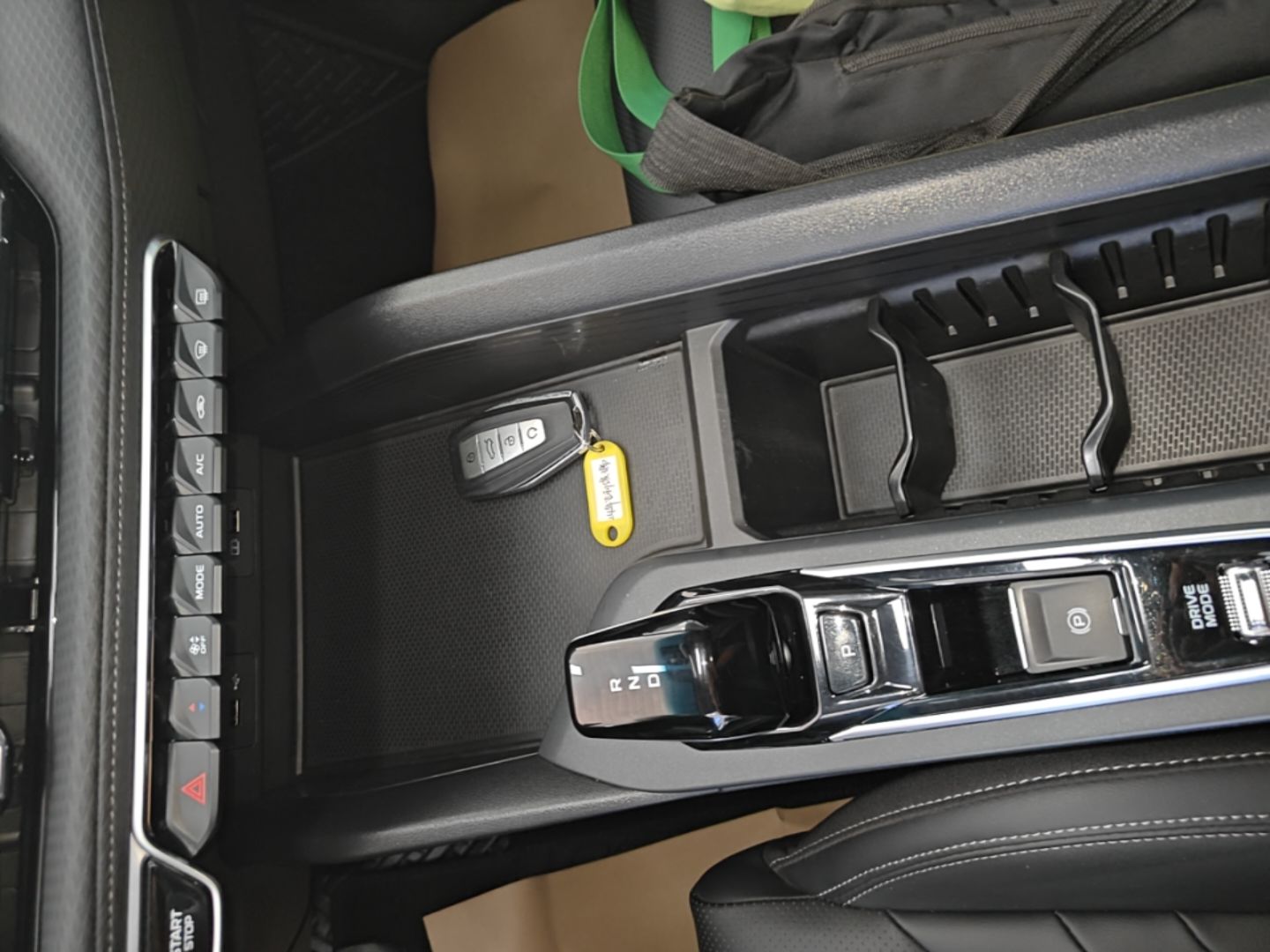 Geely Auto Binray 2022 Binrui COOL 1.5T DCT Electric Edition — снимка 16