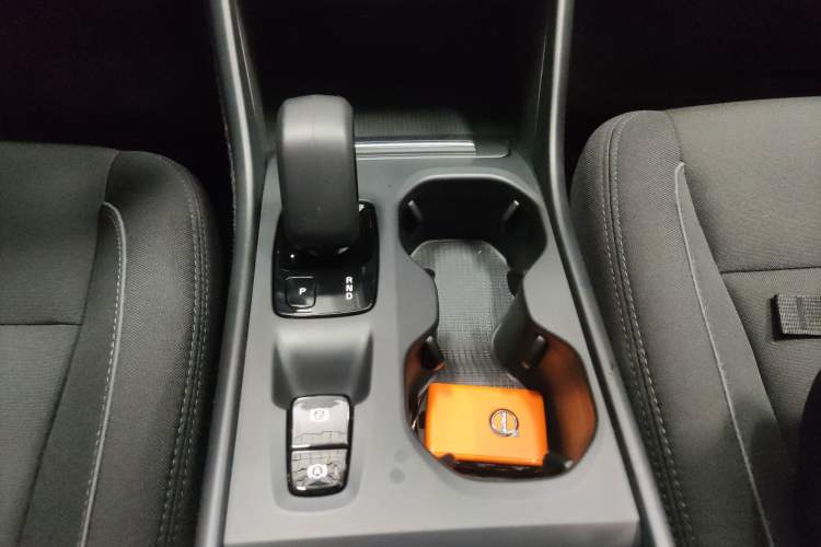 Used Volvo XC40 2022 T4 Four-Wheel Drive Smart & Stylish Edition
