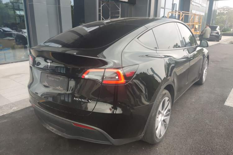 Used Tesla Model Y 2022 Rear-Wheel-Drive Version
