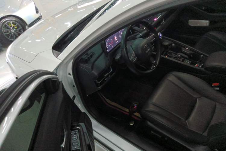 Used Honda Inspire 2023 260TURBO Elegant Edition