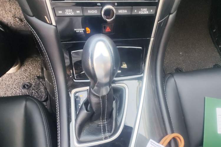 Used Infiniti Q50L 2016 2.0T Comfort Edition
