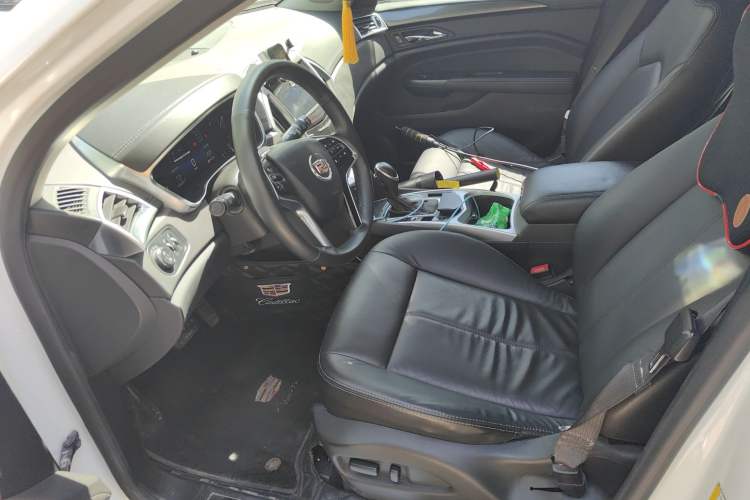 Used Cadillac SRX 2015 3.0L Comfort Version
