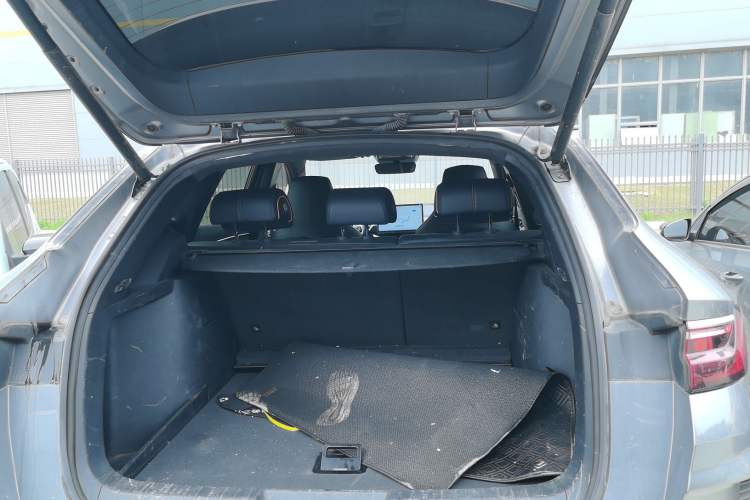 Used BYD Song PLUS New Energy 2021 DM-i 110KM Flagship PLUS Trunk