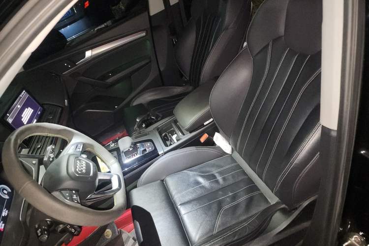 Used Audi Q5L 2022 40T Luxury Dynamic Model Left Front Seat