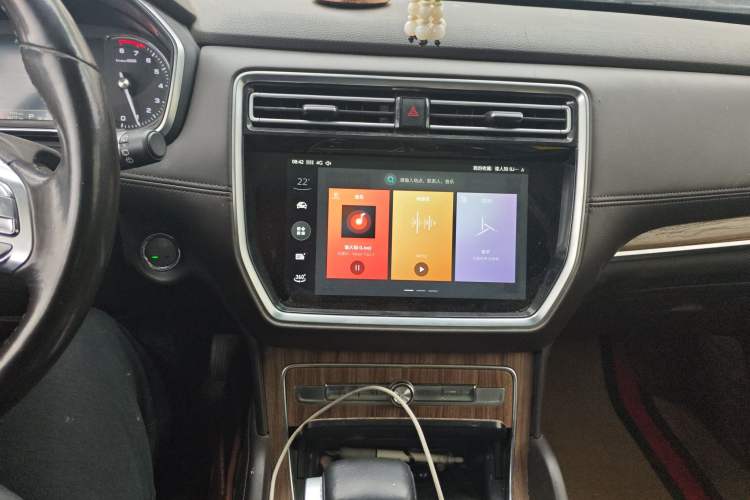 Used Roewe RX8 2018 30T Two-Wheel Drive Flagship Edition