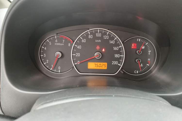 Used Suzuki SX4 2011 Hatchback 1.6L Manual Dynamic Model Odometer Close Up