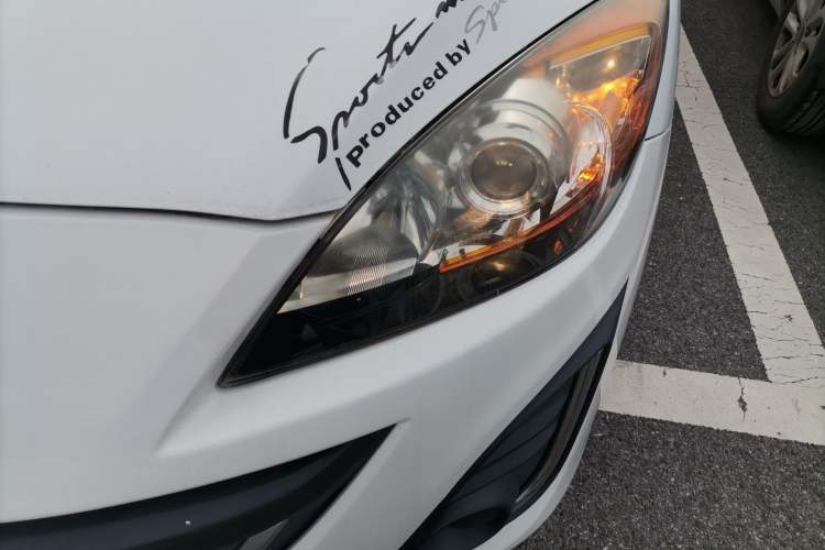 Used Mazda Mazda 3 2015 Sedan 1.6L Automatic Comfort Model