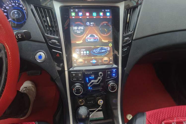 Used Hyundai Sonata 2011 2.0L Automatic Supreme Edition
