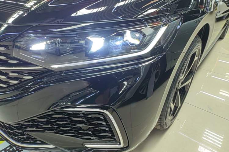 Used Volkswagen Passat 2026 Model, Outstanding 380TSI Xingkong Longteng Edition
