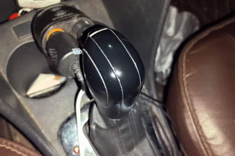 Used Volkswagen Polo 2011 1.6L Automatic ZhiShang Version
