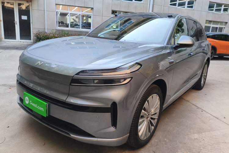 Used ONVO Luxeed L90 2025 Model—Ultra Six-Seater Version