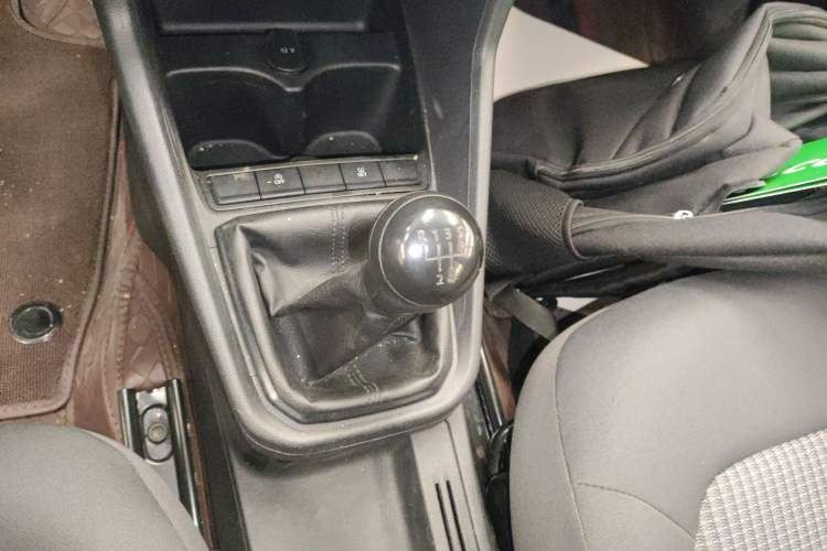 Used Volkswagen Santana 2019 1.5L Manual Fashion Edition China VI Standard
