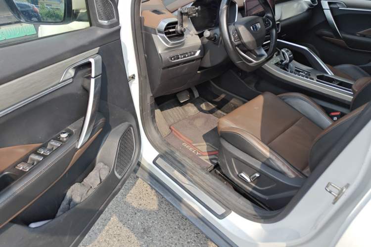 Used Geely Auto Coolray 2019 260T DCT Explorer China V Standard