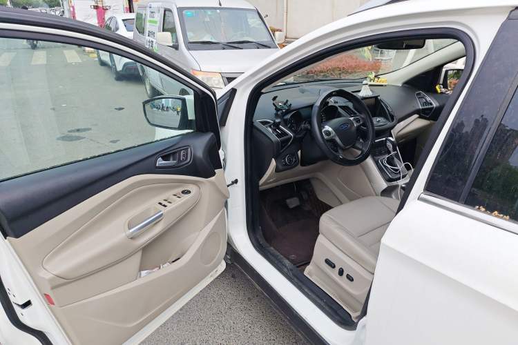 Used Ford Kuga 2013 1.6L GTDi 4x4 Elite Model Driver Seat