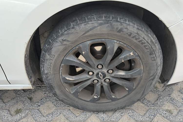 Used Chevrolet Cavalier 2018 320 Manual Enjoyment Edition Right Front Wheel Hub