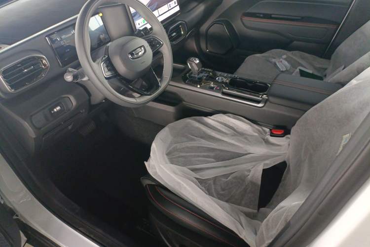 Used Geely Auto Cowboy 2025 1.5TD Trendy Play Edition
