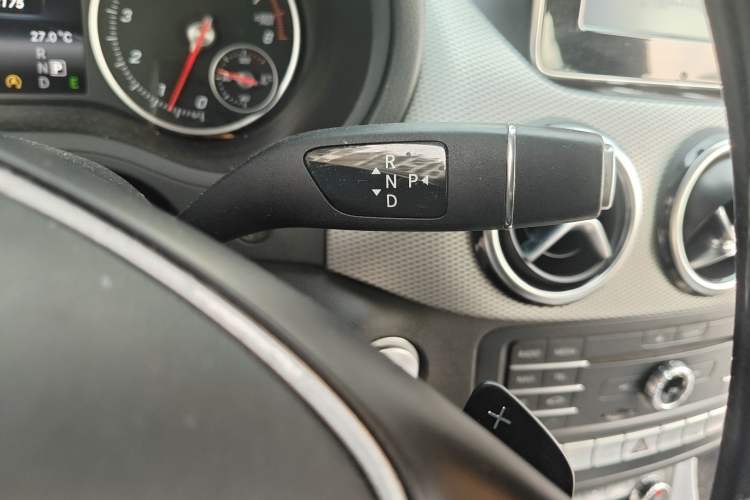 Used Mercedes-Benz B-Class 2015 B 200 Fashion Model
