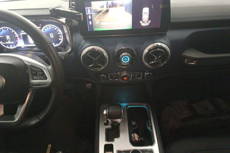 Used BAIC Off-Road BJ40 2019 PLUS 2.3T Automatic Four-Wheel Drive Premium Edition China VI
