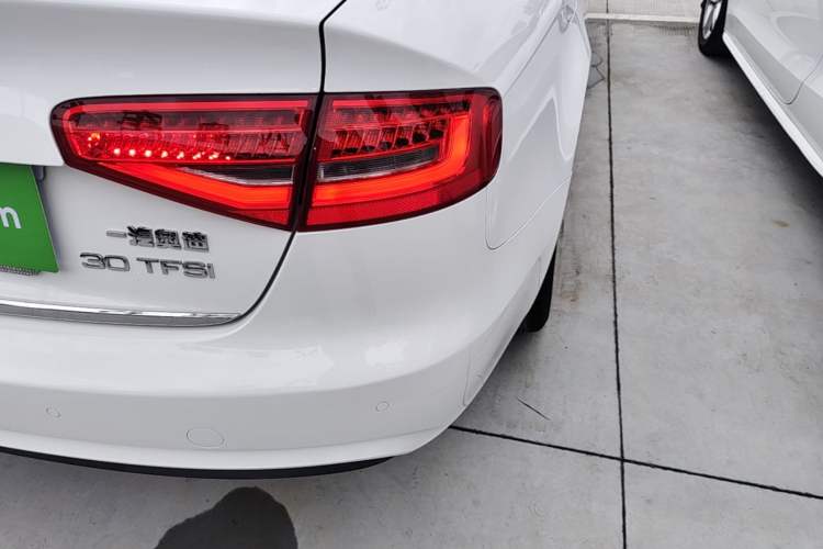 Used Audi A4L 2016 30 TFSI Collector's Edition Automatic Comfort Model
