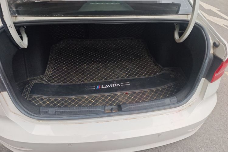 Used Volkswagen Lavida 2019 1.5L Automatic Vision Edition China VI Standard