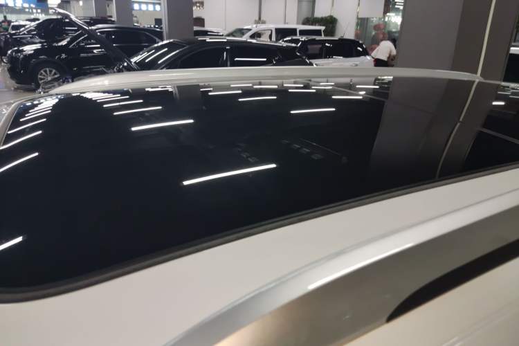 Used Jetta VS7 2023 280TSI Automatic Trend Edition Roof