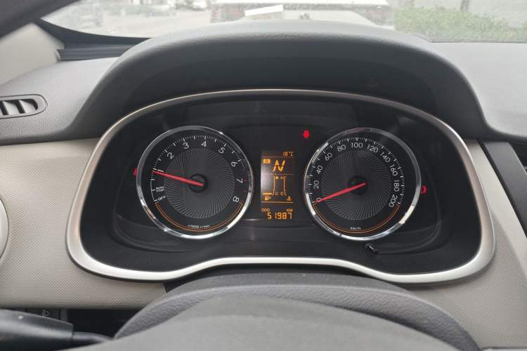 Used Chevrolet Sail 2015 Sail 3 1.3L AMT Ideal Edition Instrument Cluster