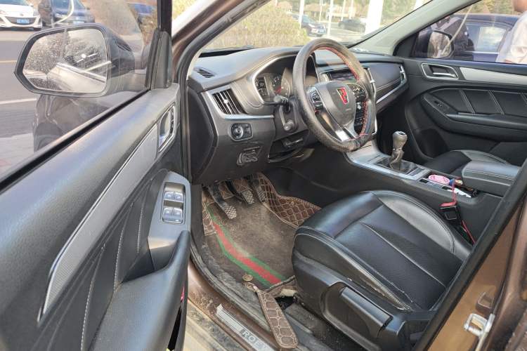 Used Roewe RX5 2018 20T Two-Wheel Drive Manual Flagship Edition
