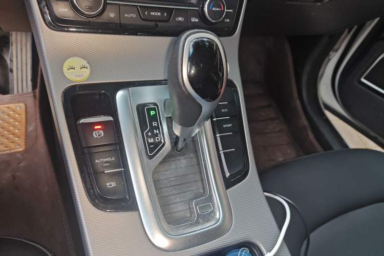 Used Geely Auto Emgrand GL 2017 1.8L DCT Elite Model
