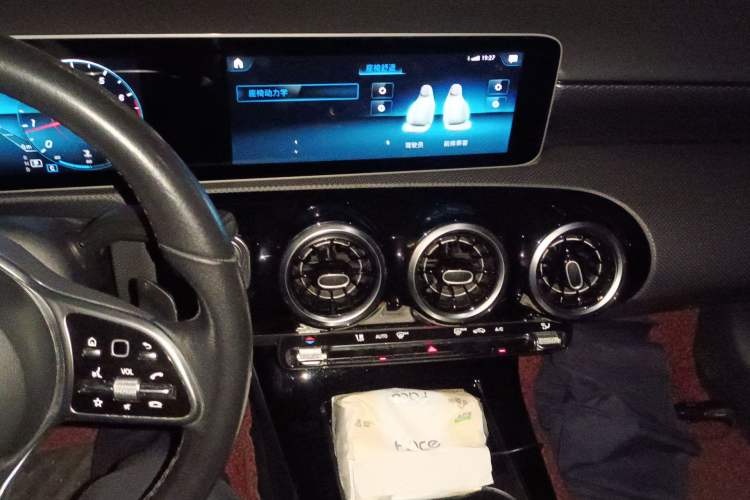 Used Mercedes-Benz A-Class 2019 A 200 Fashion Model
