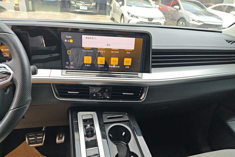 Used Volkswagen Tavendor 2024 380TSI All-Wheel Drive R-Line Cruise Edition